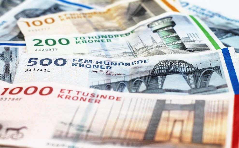 Danske pengesedler oplagt  fra 100 til 1000 kroner