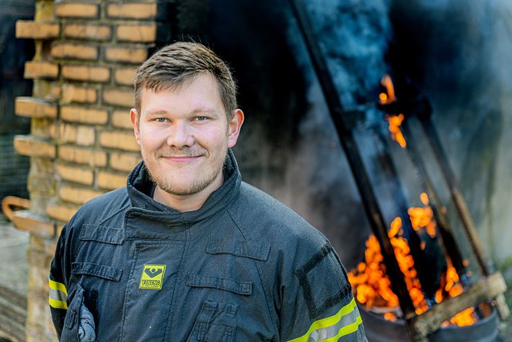 Kasper Elvstrøm er uddannet brandmand og er instruktør
