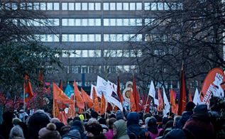Demonstration foran Moderniseringsstyrelsen i 2018. Foto Jørgen true